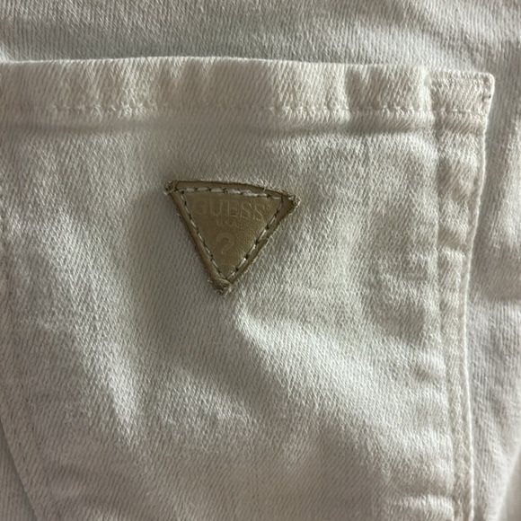 Guess white jeans mid crop size 25- women’s - Picture 8 of 9